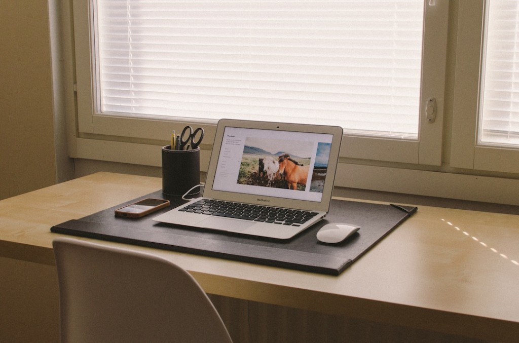 Neat Computer Desk 1024 677 Htdnet Llc